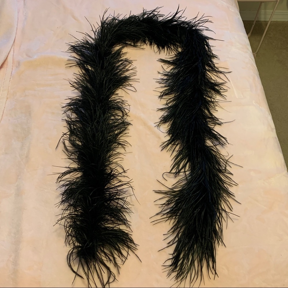 Ostrich feather boa